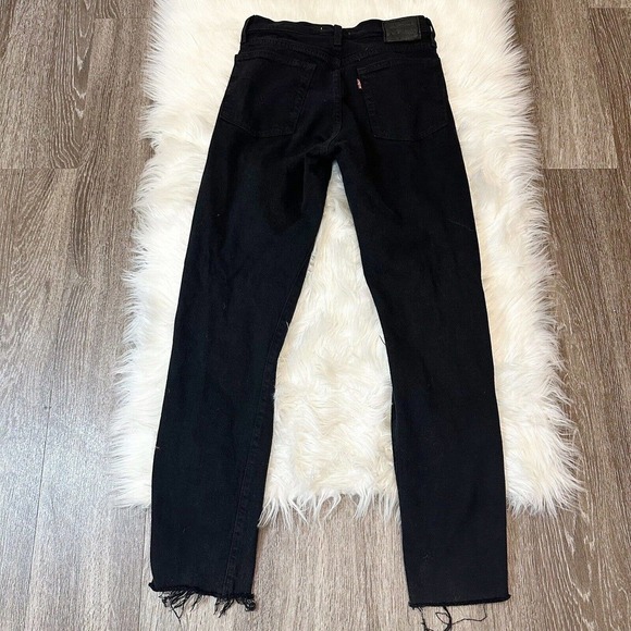 Levis Wedgie Womens Icon Jeans Black Button Fly Raw Cut Hem Size 24 - Picture 5 of 9